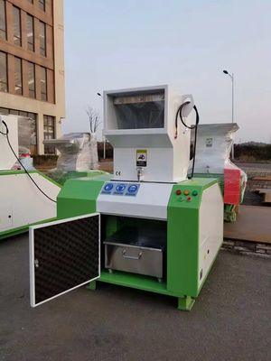 Single Shaft Plastic Auxiliary Machine PVC Pipe Grinding Crusher With SKD Blades